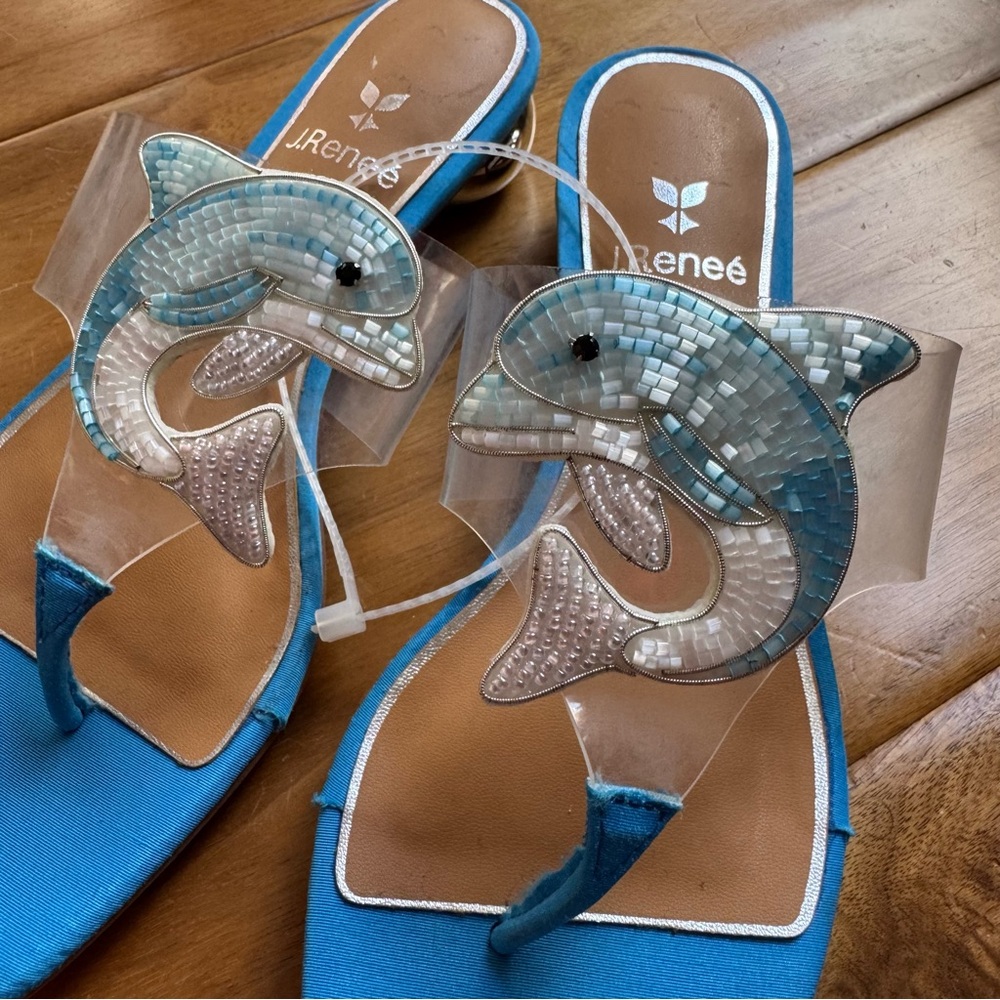 NWT J. Renee Rhinestone Dolphin Clear Vinyl Thong Sandals Sz 6 (no original box) - Picture 9 of 13